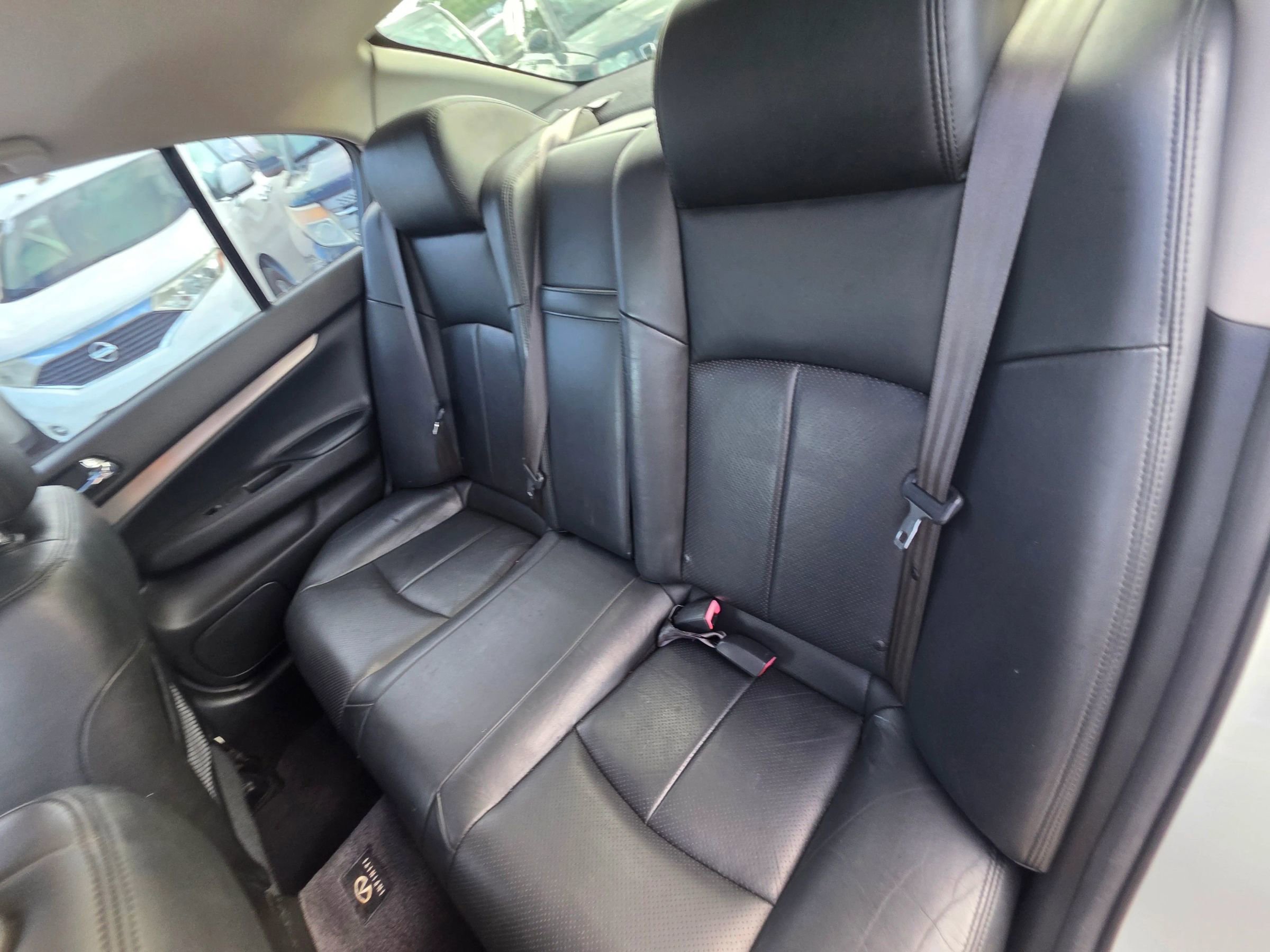 Used 2012 INFINITI G25 Journey RWD image 15