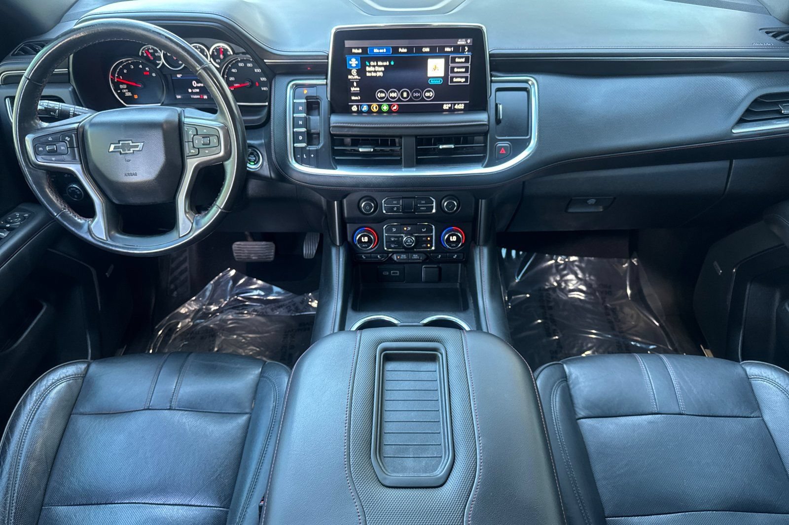 Used 2021 Chevrolet Suburban RST AWD/4WD image 16