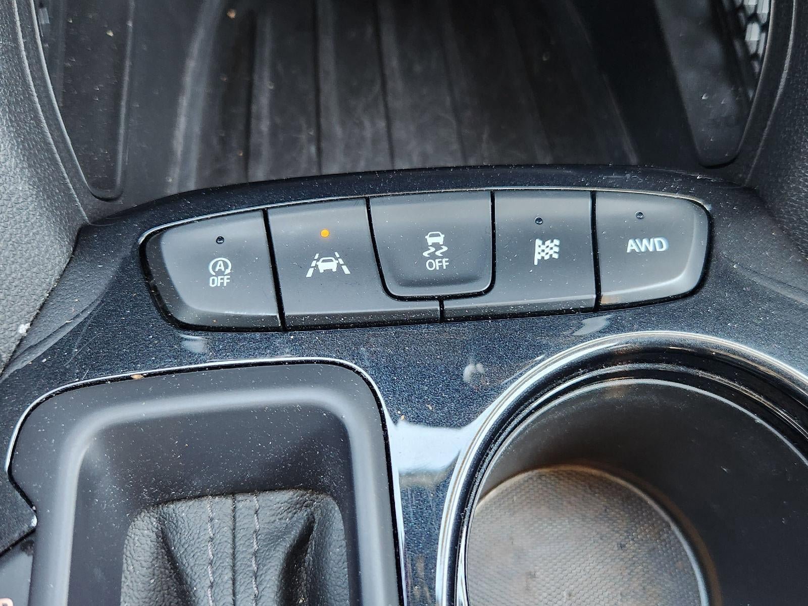 Used 2025 Chevrolet TrailBlazer LT AWD/4WD image 16