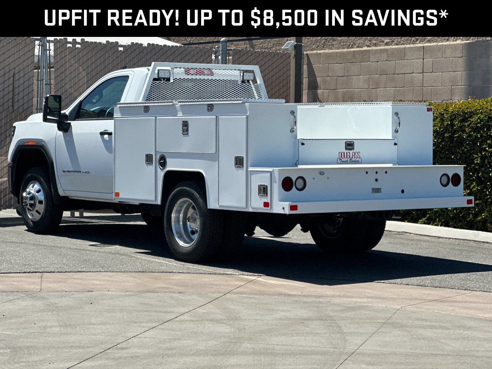 New 2025 GMC Sierra 3500 Pro w/ Convenience Package AWD/4WD image 6