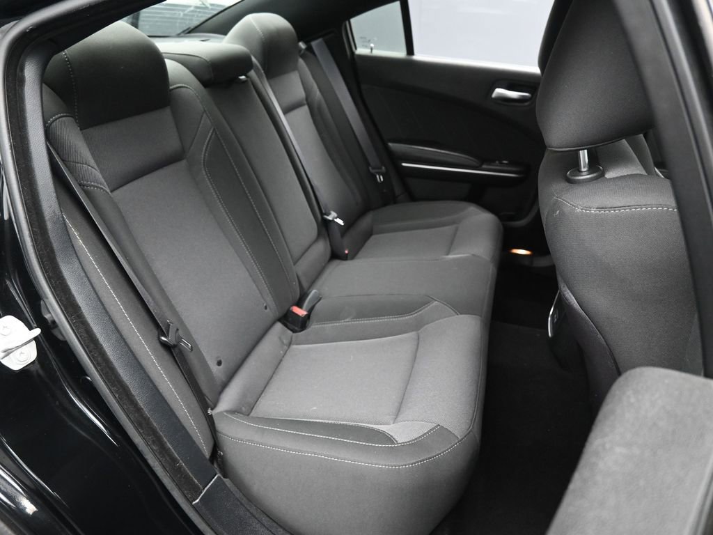 Used 2019 Dodge Charger SXT image 28