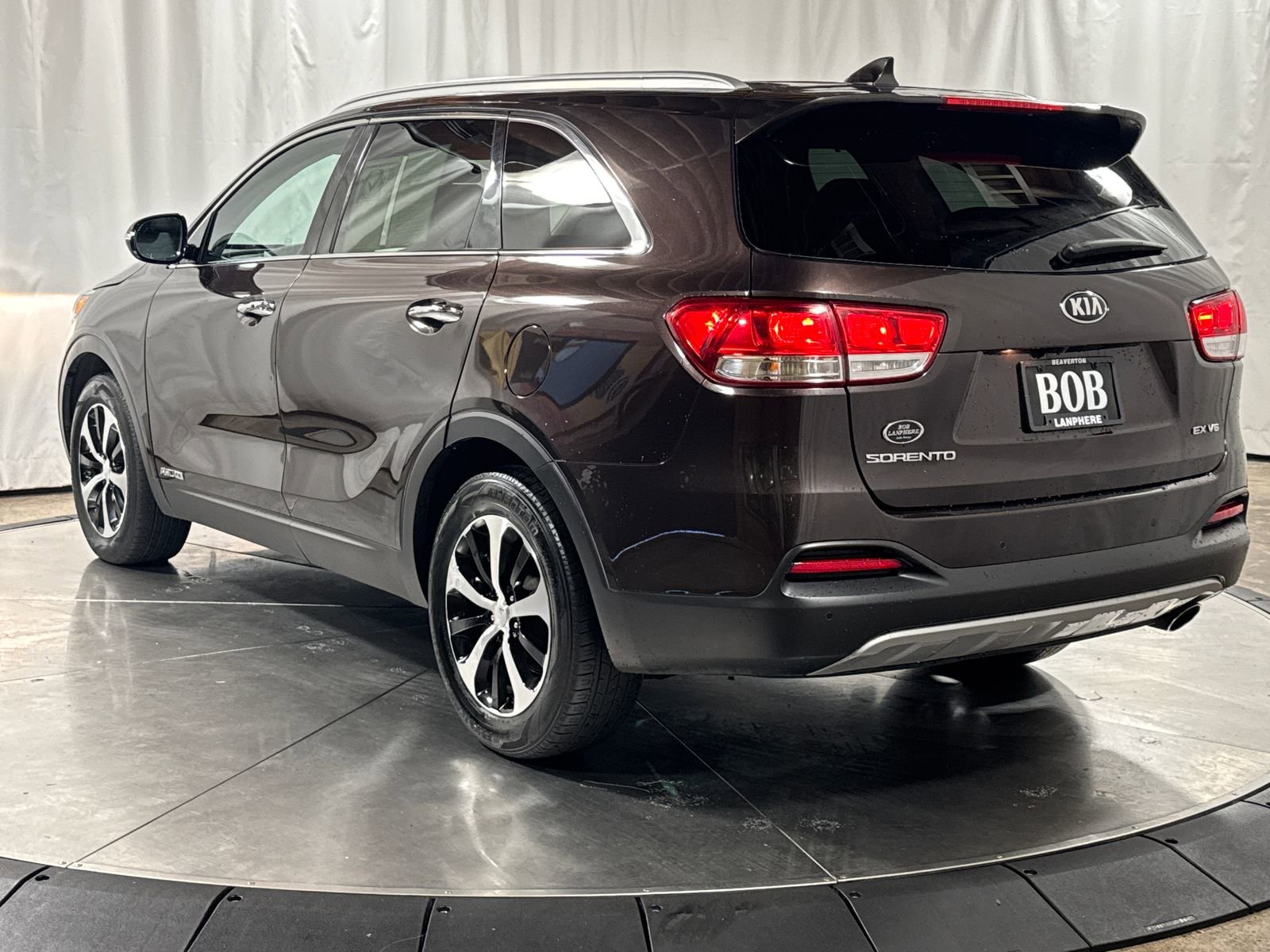 Used 2017 Kia Sorento EX image 6