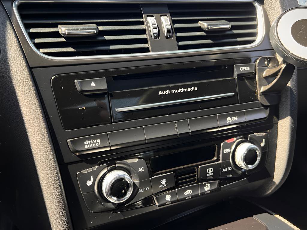 Used 2013 Audi S5 Premium Plus image 37