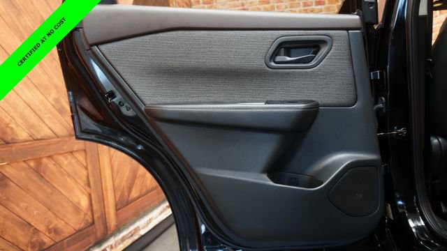 Certified 2021 Nissan Rogue S image 39