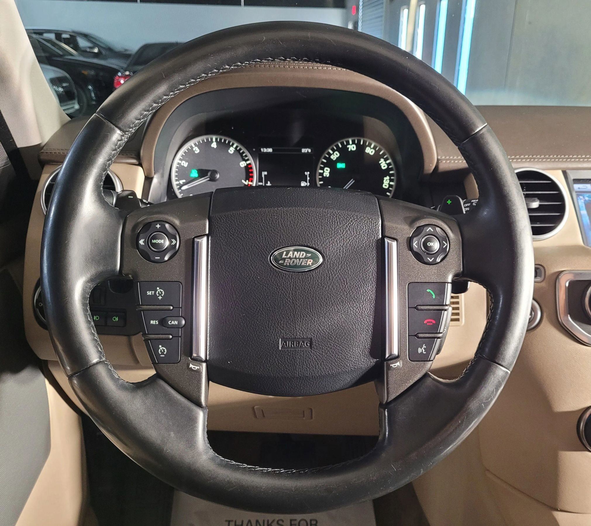 Used 2015 Land Rover LR4 HSE LUX image 27