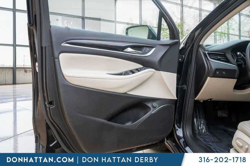 Used 2022 Buick Enclave Essence w/ Experience Buick Package AWD/4WD image 15