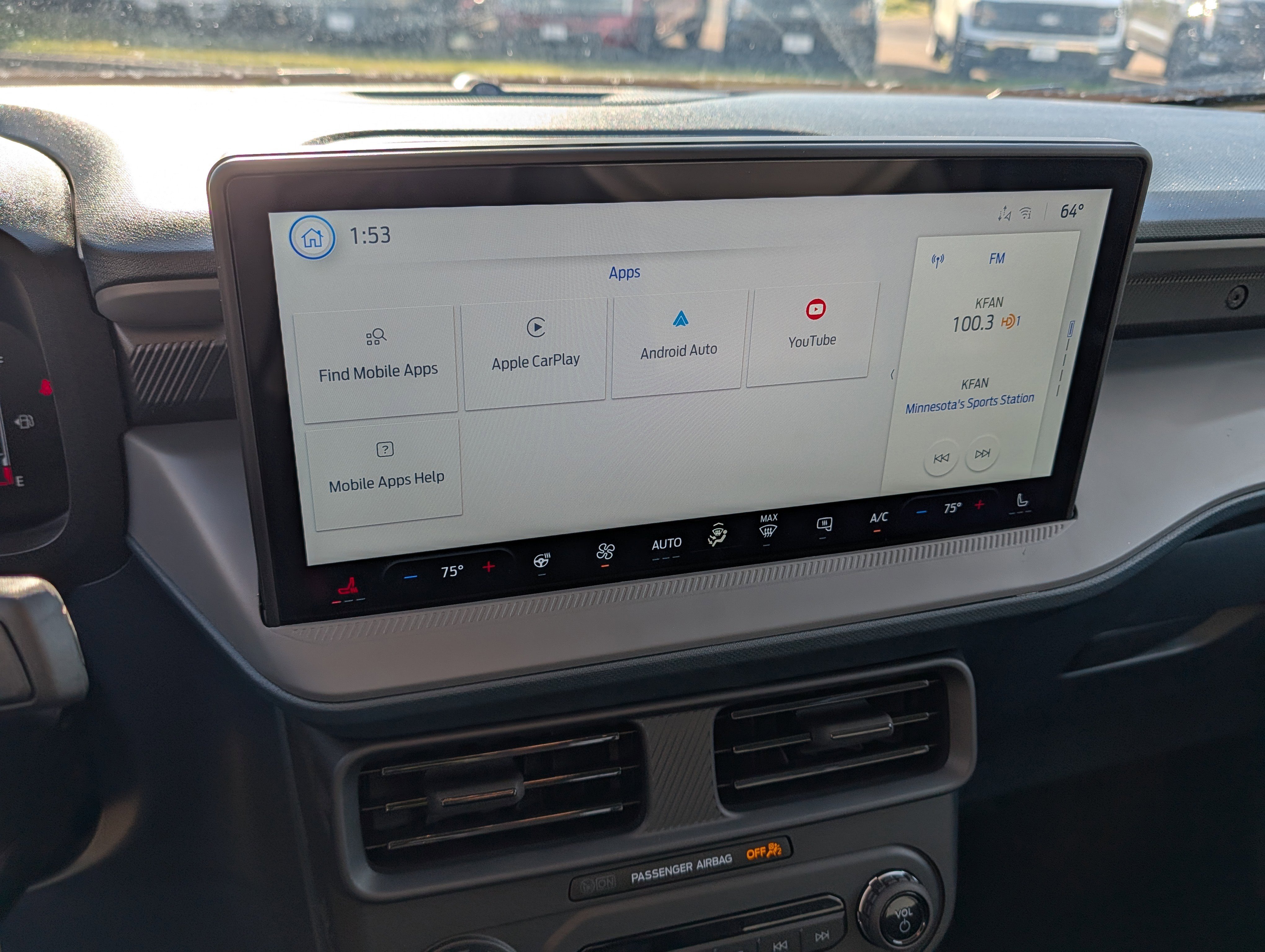 New 2025 Ford Maverick Lariat w/ Black Appearance Package image 9