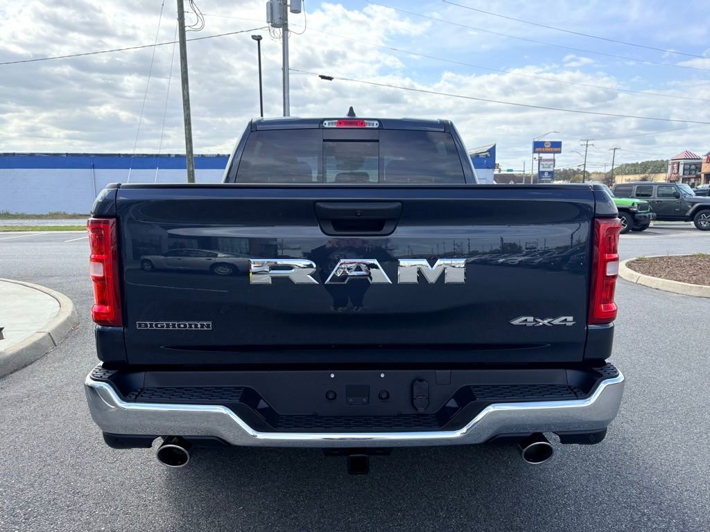 New 2026 RAM 1500 4x4 Crew Cab image 4