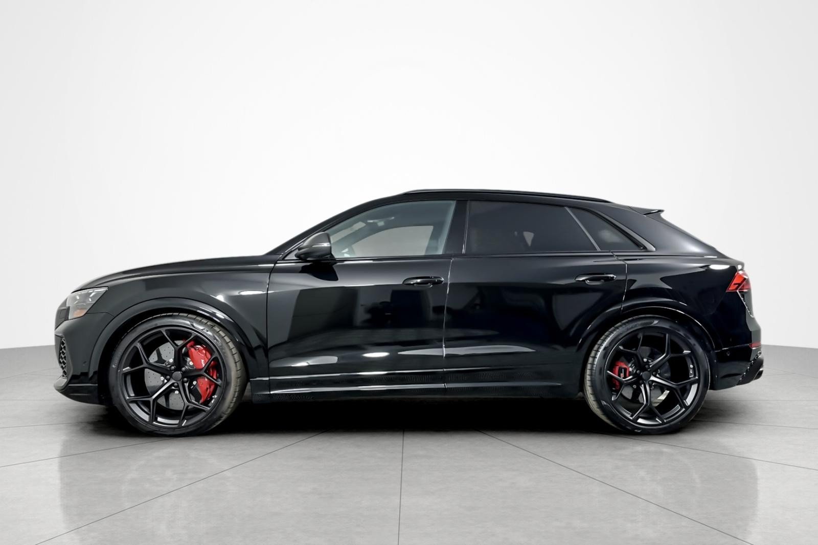 New 2026 Audi RS Q8 performance AWD/4WD image 3