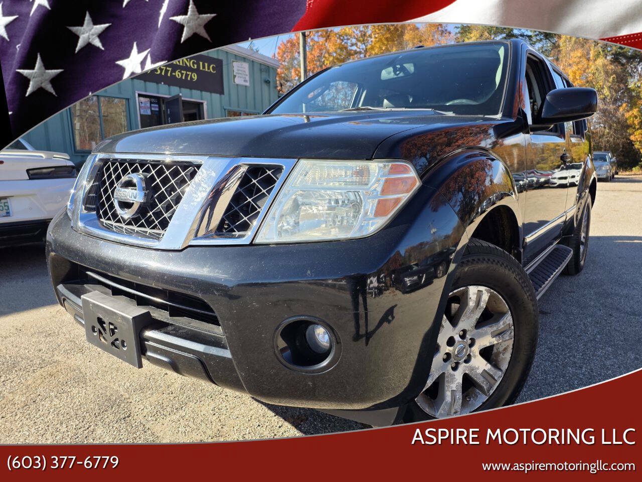 Used 2011 Nissan Pathfinder Silver AWD/4WD image 1