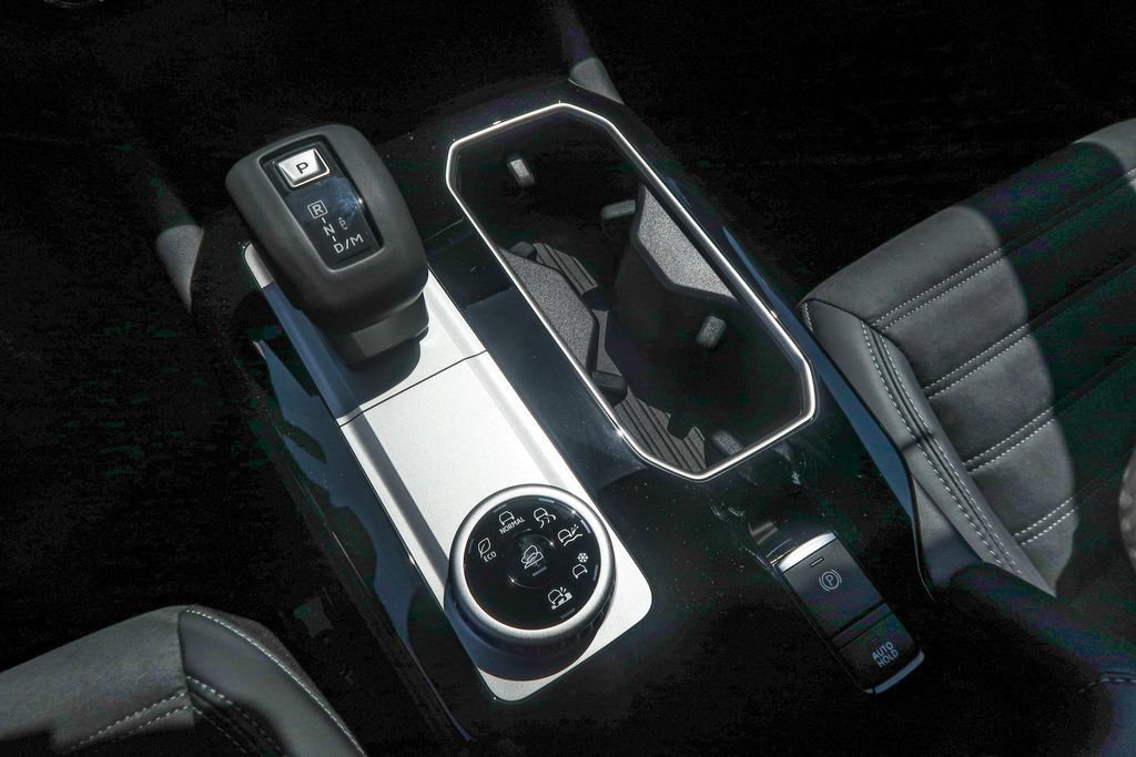 New 2026 Mitsubishi Outlander LE AWD/4WD image 37