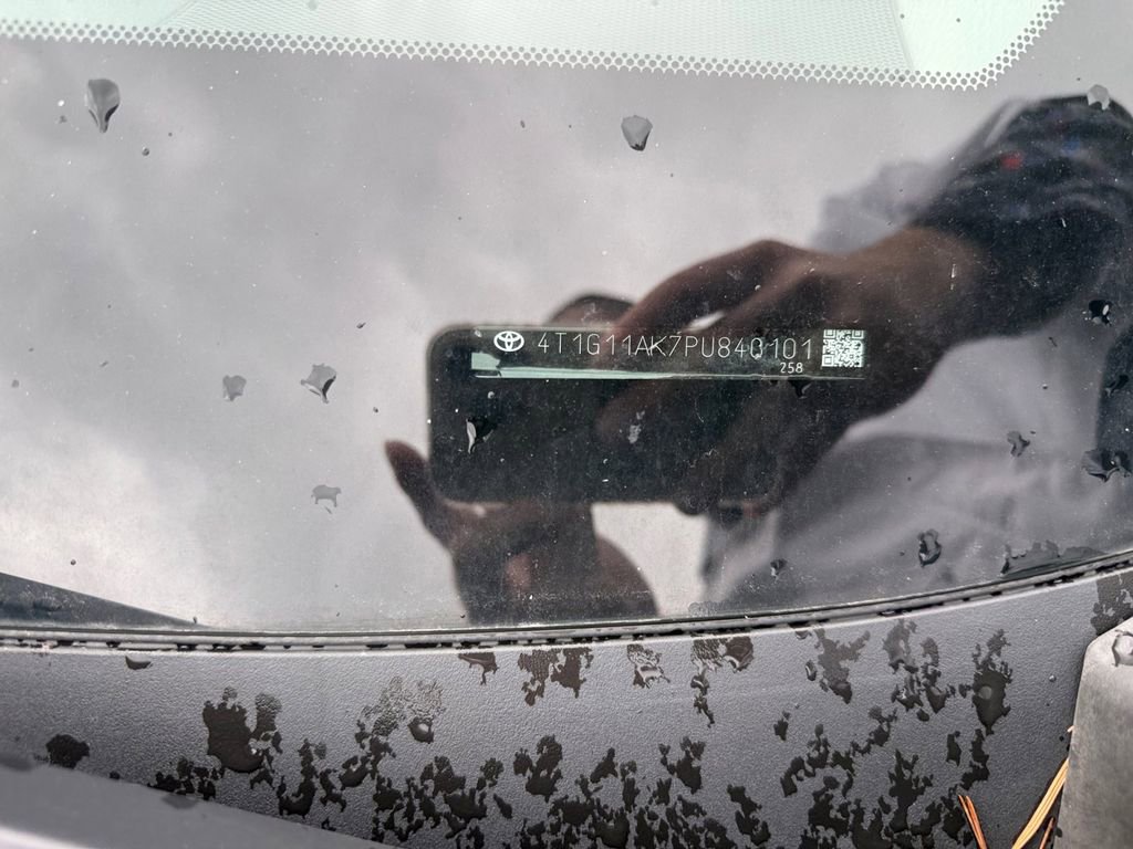 Used 2023 Toyota Camry SE image 30