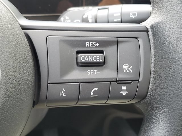 New 2026 Nissan Kicks SV w/ SV Premium Package AWD/4WD image 11
