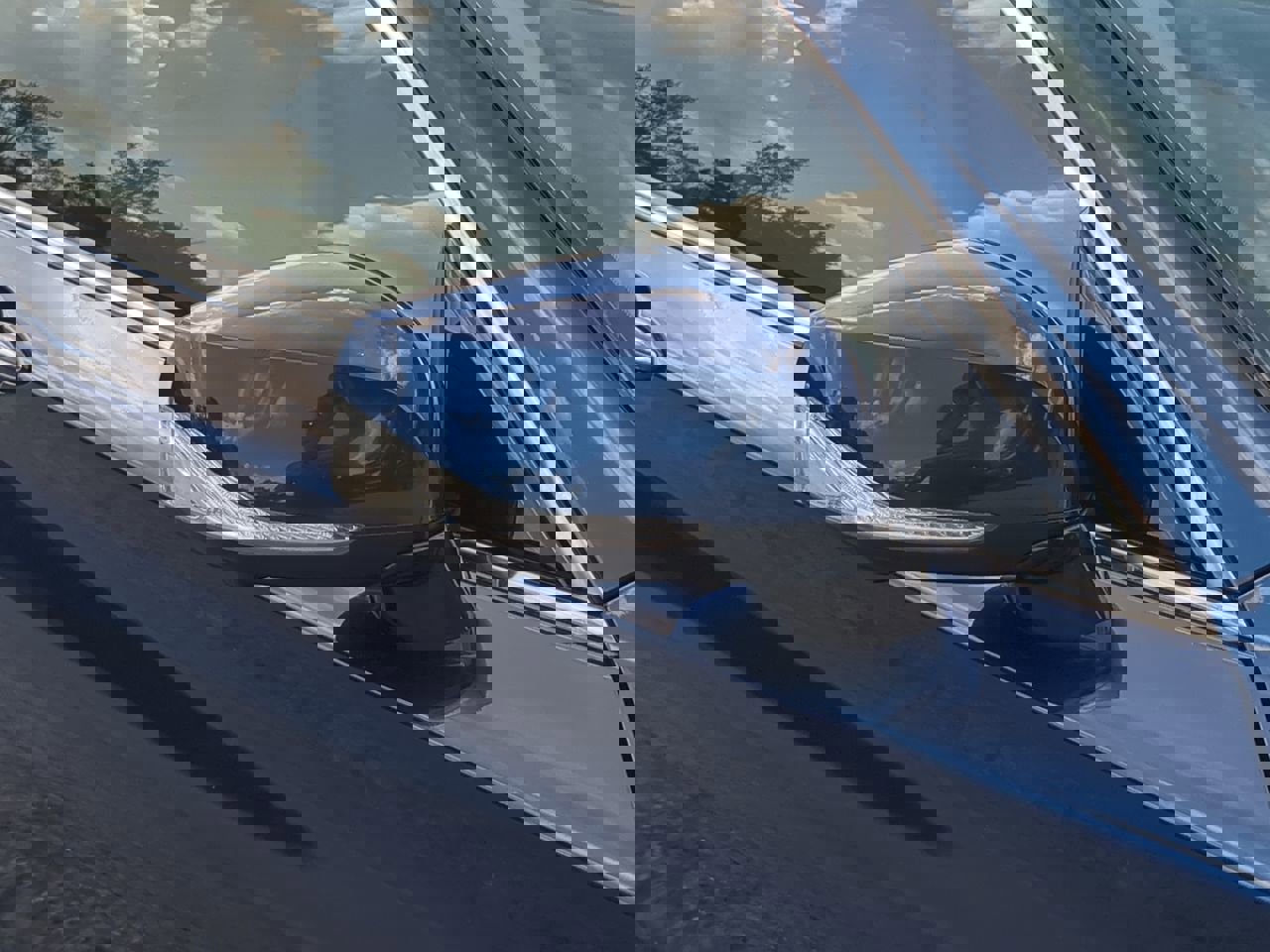 Used 2019 INFINITI Q60 3.0t Luxe w/ Essential Package image 10