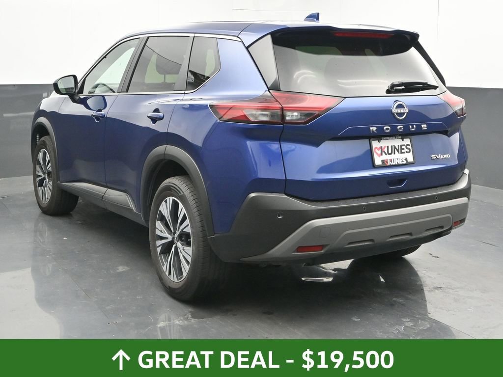 Used 2023 Nissan Rogue SV image 10