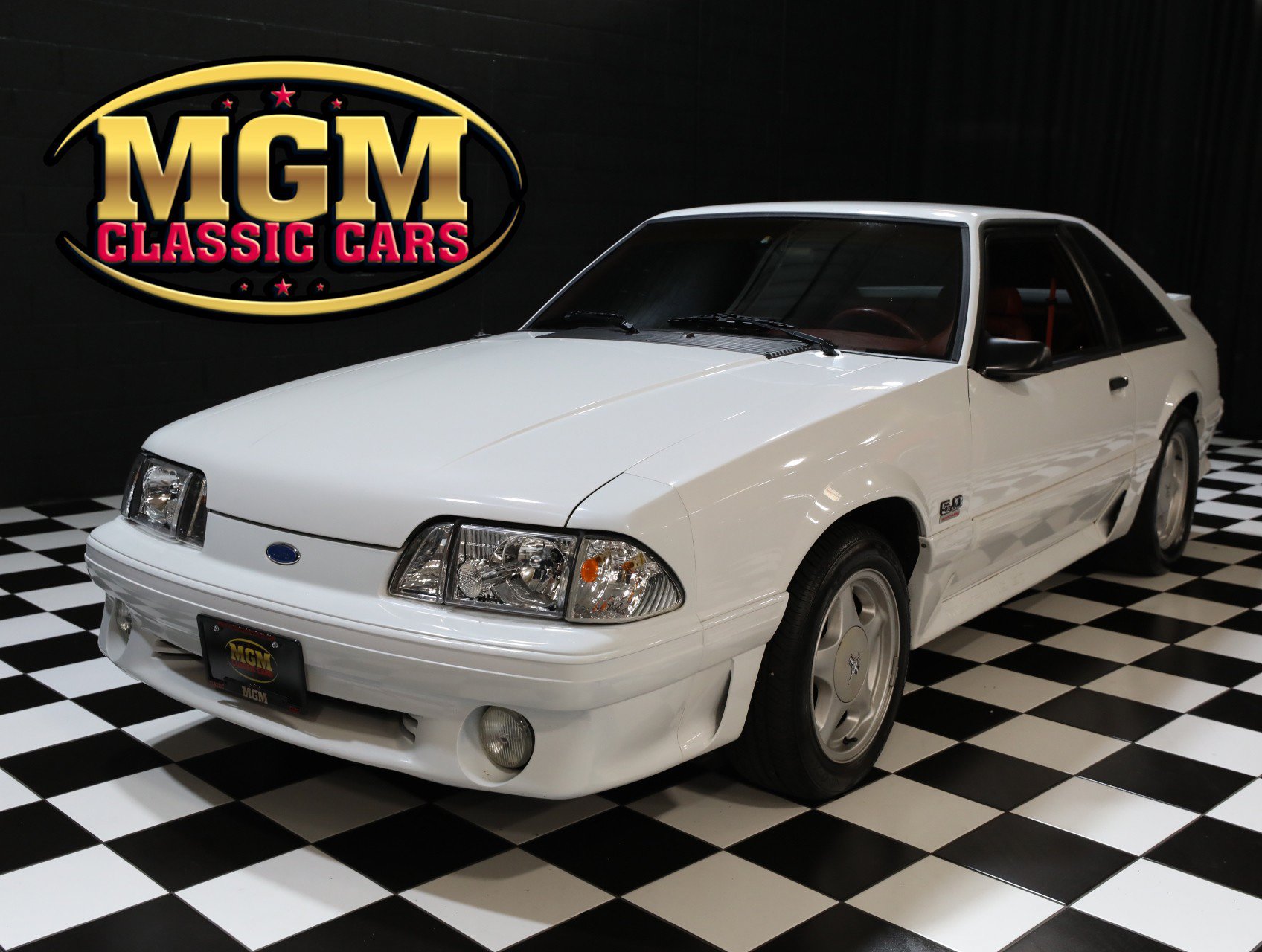 Used 1992 Ford Mustang GT RWD video 1