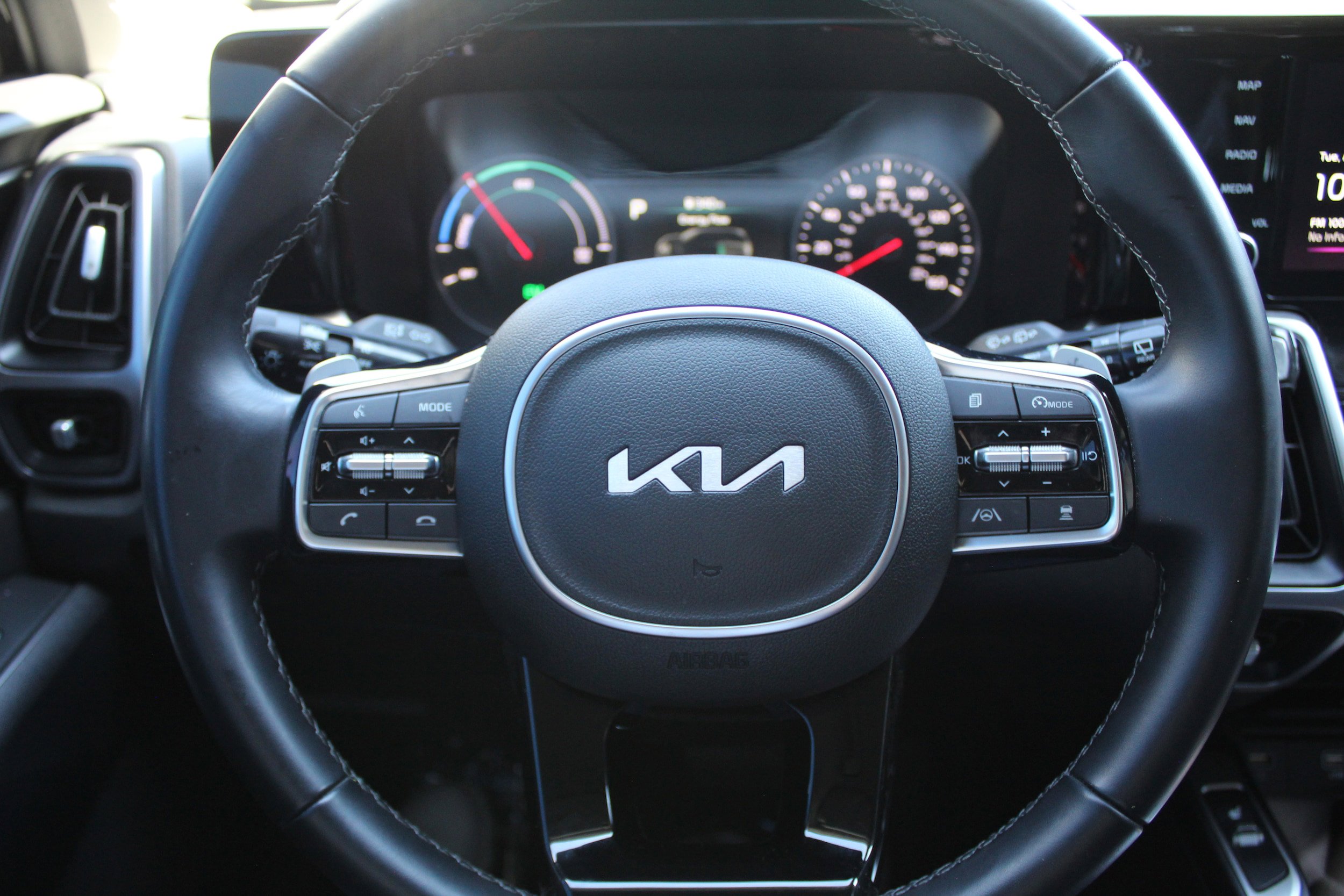Used 2023 Kia Sorento EX AWD/4WD image 24