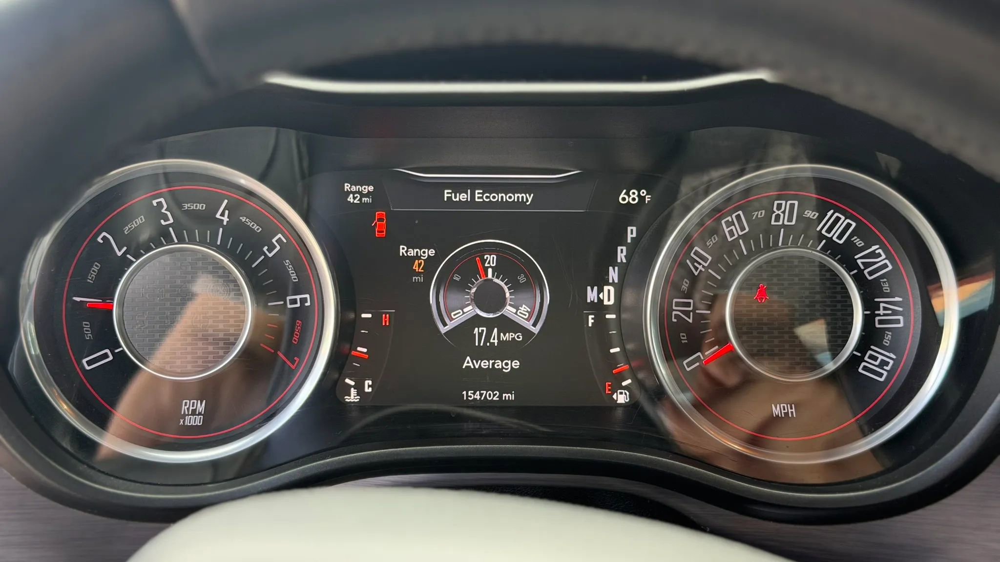 Used 2015 Dodge Challenger SXT RWD image 23