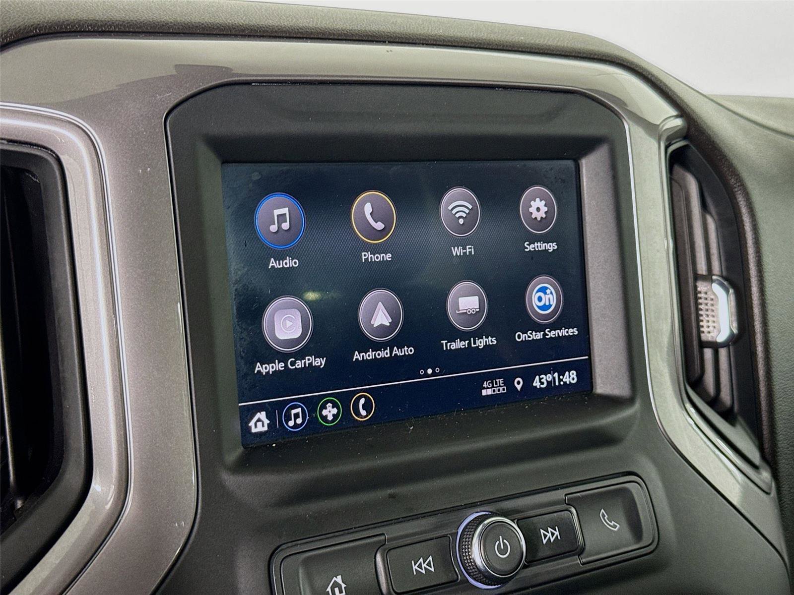 Used 2022 Chevrolet Silverado 2500 Custom w/ Custom Value Package image 14