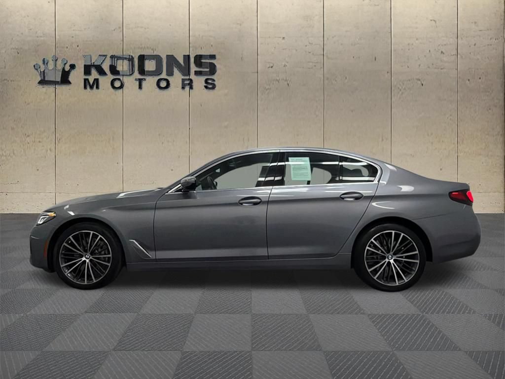 Used 2023 BMW 540i xDrive w/ Premium Package AWD/4WD image 4