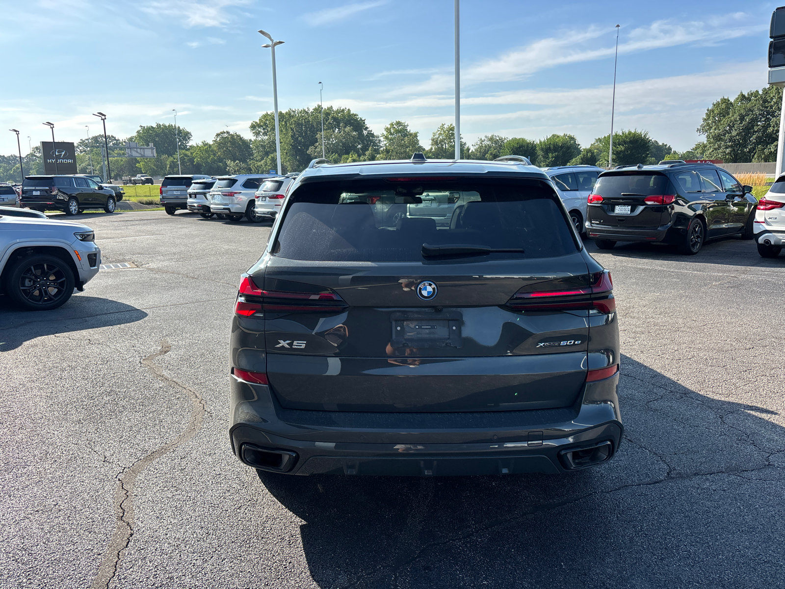 Used 2025 BMW X5 xDrive50e w/ M Sport Package AWD/4WD image 6