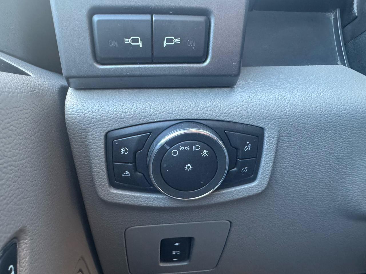 Used 2015 Ford F150 XLT w/ Equipment Group 301A Mid AWD/4WD image 17