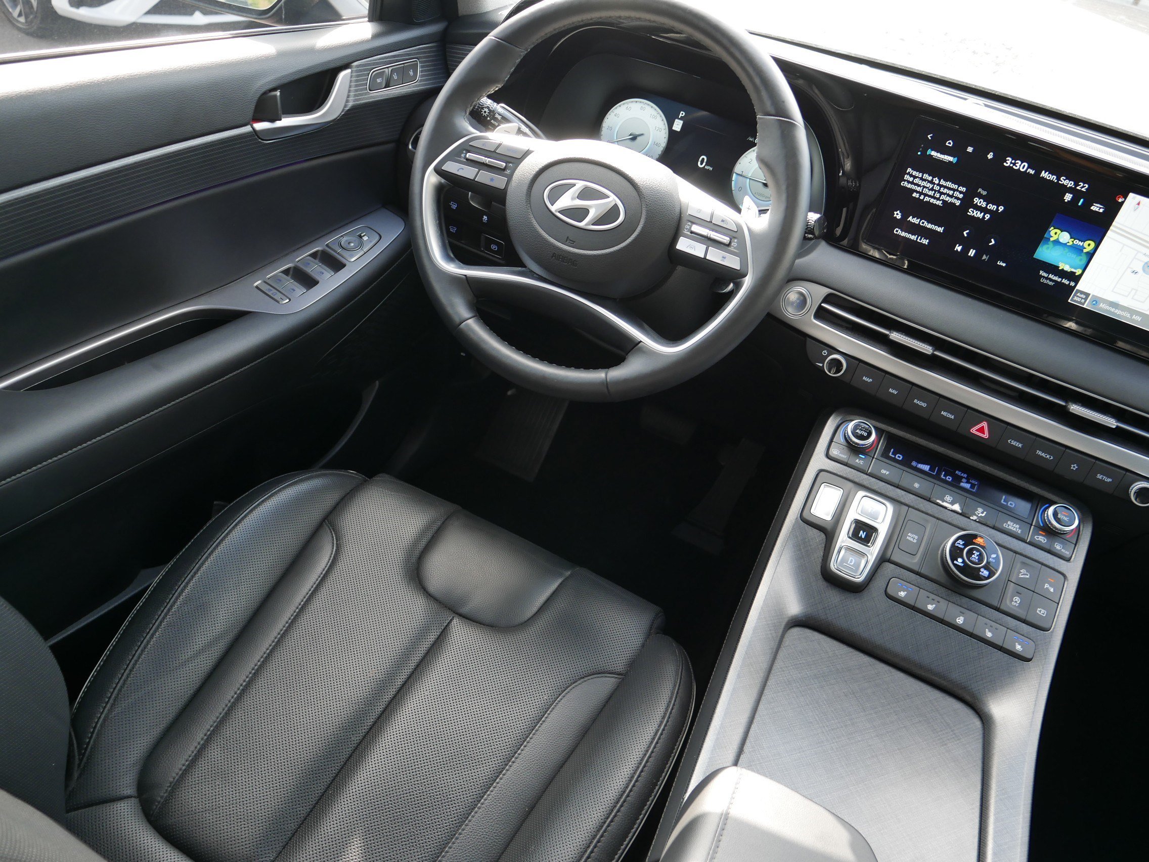 Certified 2024 Hyundai Palisade Limited AWD/4WD image 9