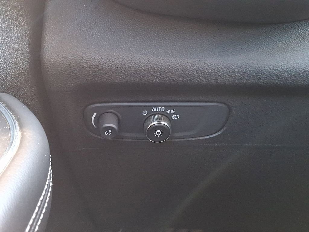 Used 2021 Buick Envision Preferred AWD/4WD image 27