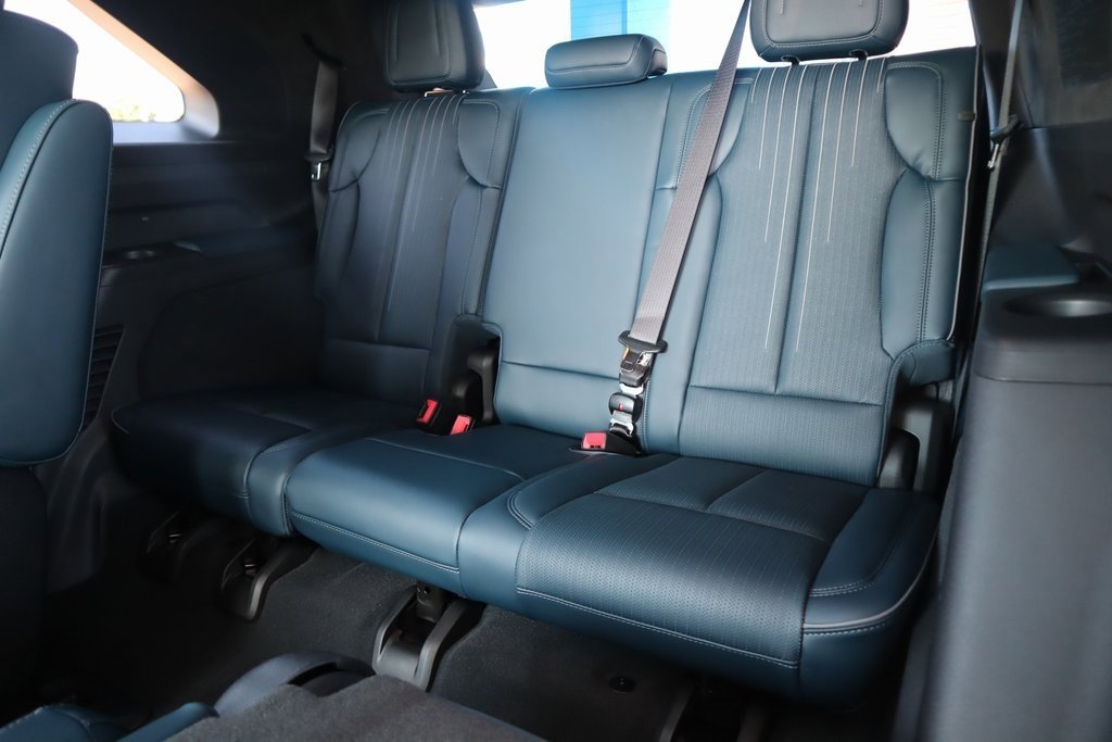 New 2025 Cadillac Escalade IQ Sport 2 image 15