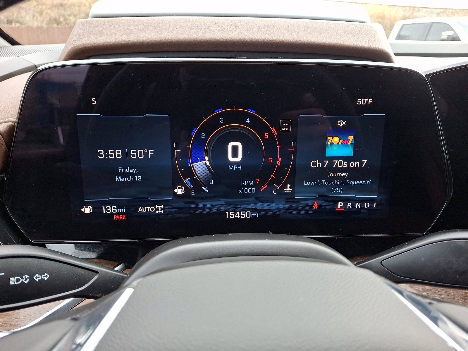 Used 2025 Chevrolet Suburban High Country image 23