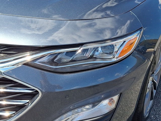 Used 2019 Chevrolet Malibu Premier w/ Sun and Wheel Package FWD image 12