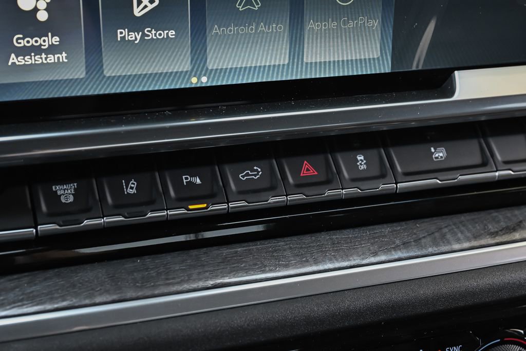 New 2026 Chevrolet Silverado 3500 LTZ w/ LTZ Premium Package image 38