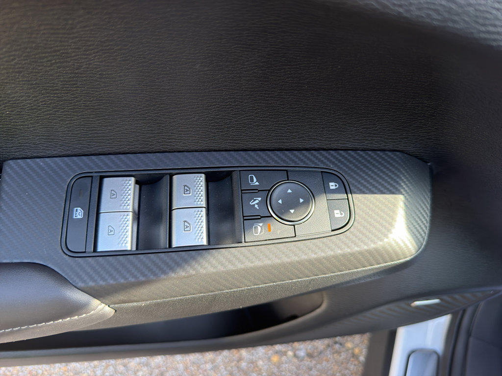 New 2026 Mitsubishi Outlander SEL FWD image 14