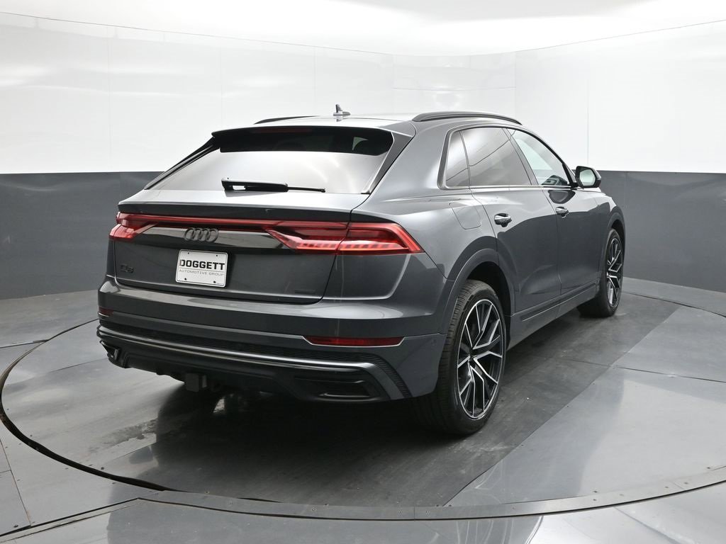 Used 2019 Audi Q8 Premium Plus w/ Premium Plus image 11