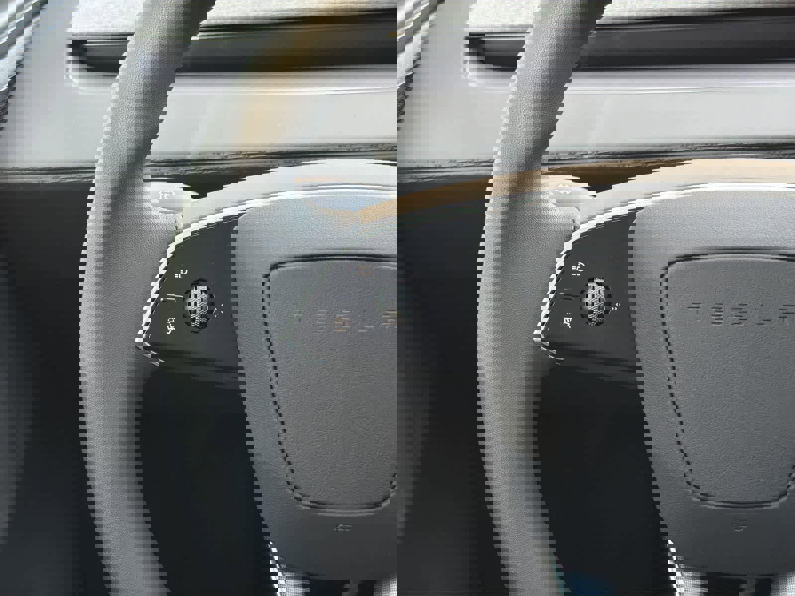 Used 2026 Tesla Model Y Premium image 13