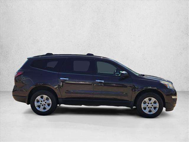 Used 2017 Chevrolet Traverse LS FWD image 4