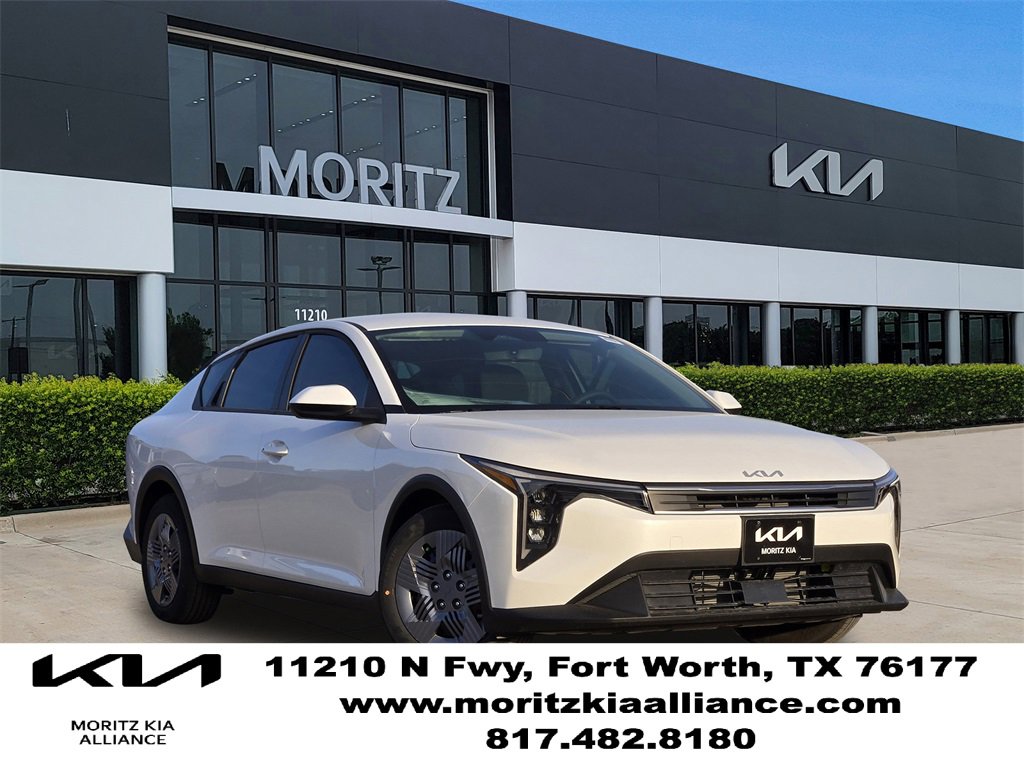 New 2025 Kia K4 LX