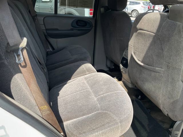 Used 2004 Chevrolet TrailBlazer LS w/ LS Preferred Equipment Group image 14