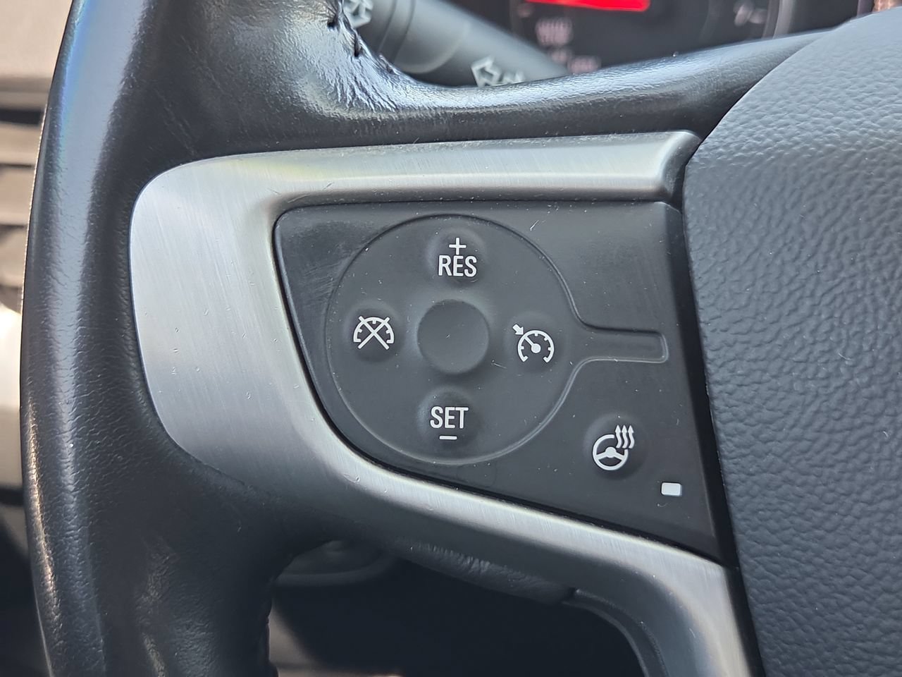 Used 2019 GMC Terrain SLT w/ Preferred Package FWD image 33