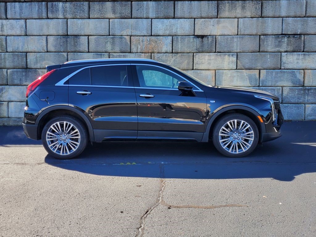 Certified 2024 Cadillac XT4 Premium Luxury AWD/4WD image 7