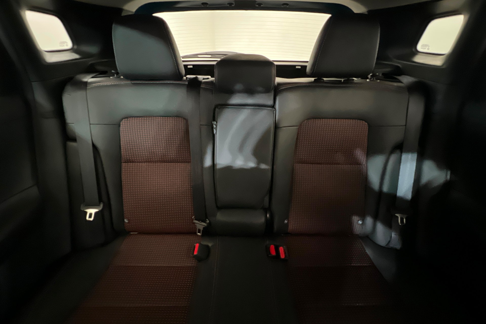 New 2026 Nissan Kicks SR FWD image 25