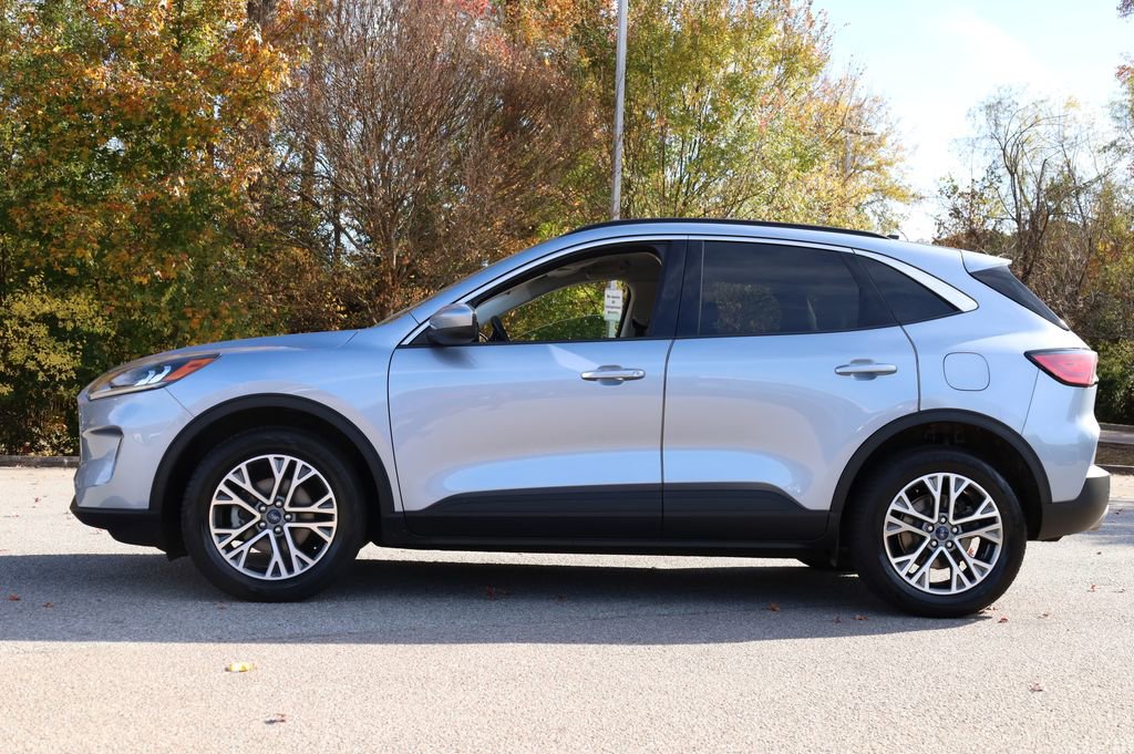 Used 2022 Ford Escape SEL w/ Technology Package image 16