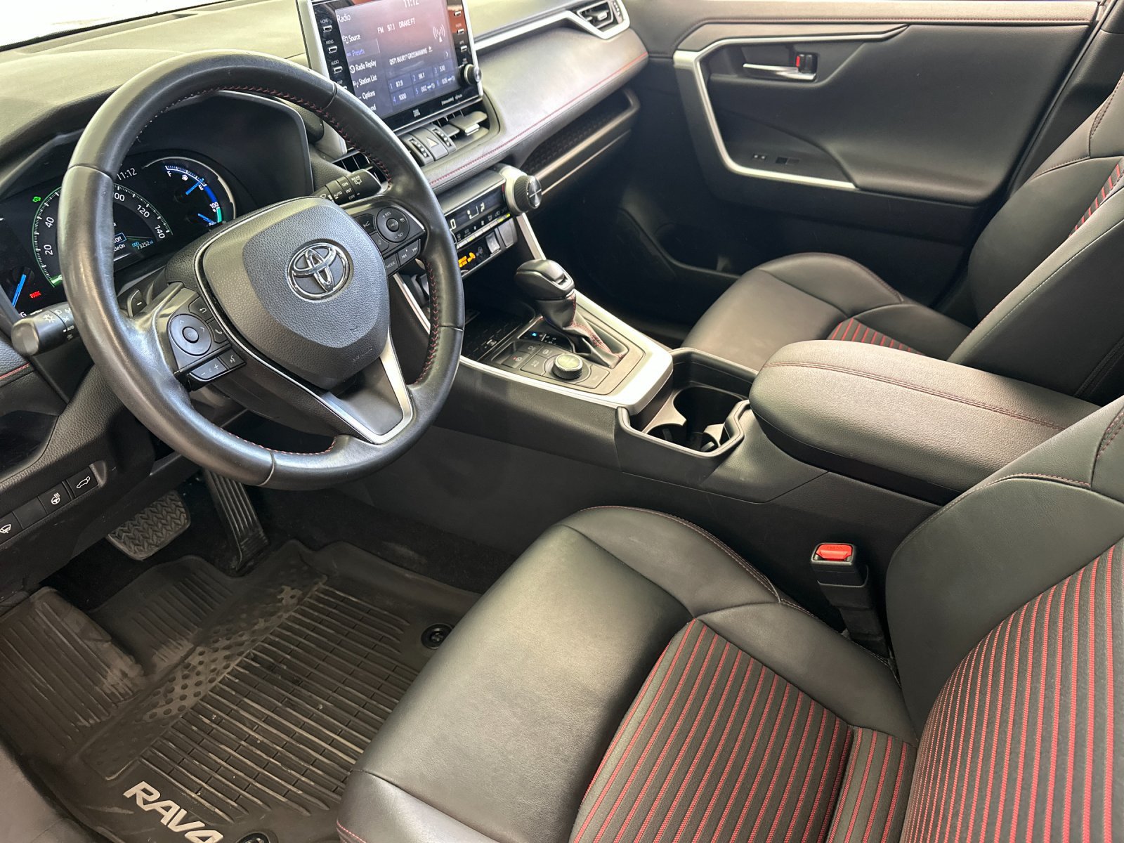 Used 2021 Toyota RAV4 XSE w/ Weather Package AWD/4WD image 9