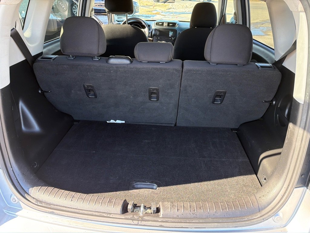 Used 2017 Kia Soul FWD image 25