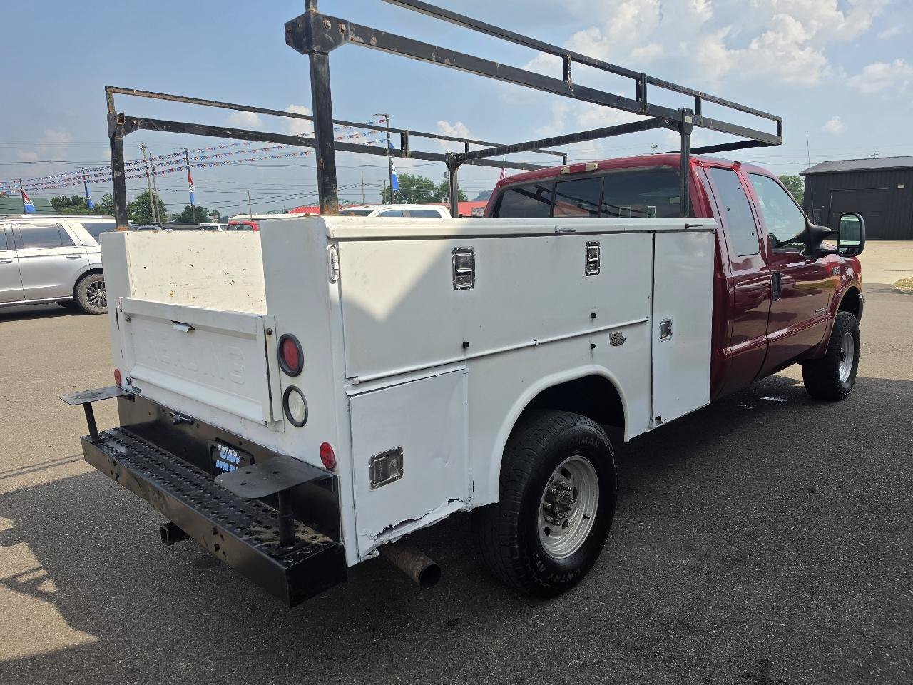 Used 2003 Ford F250 XLT AWD/4WD image 4