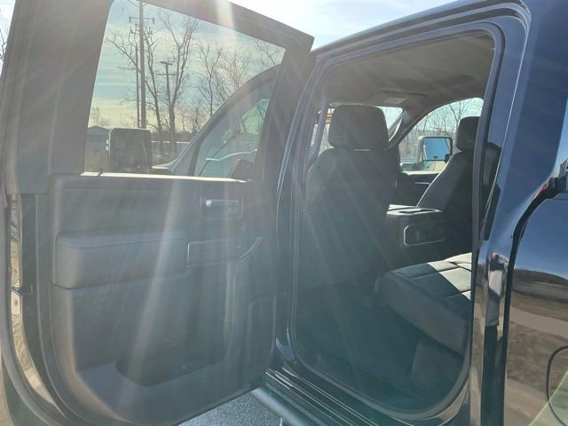 Used 2020 Chevrolet Silverado 2500 LTZ image 17