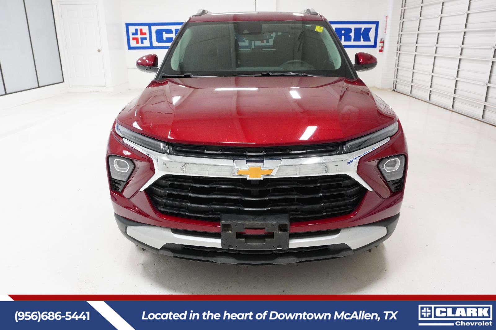 Used 2025 Chevrolet TrailBlazer LT w/ Convenience Package FWD image 2