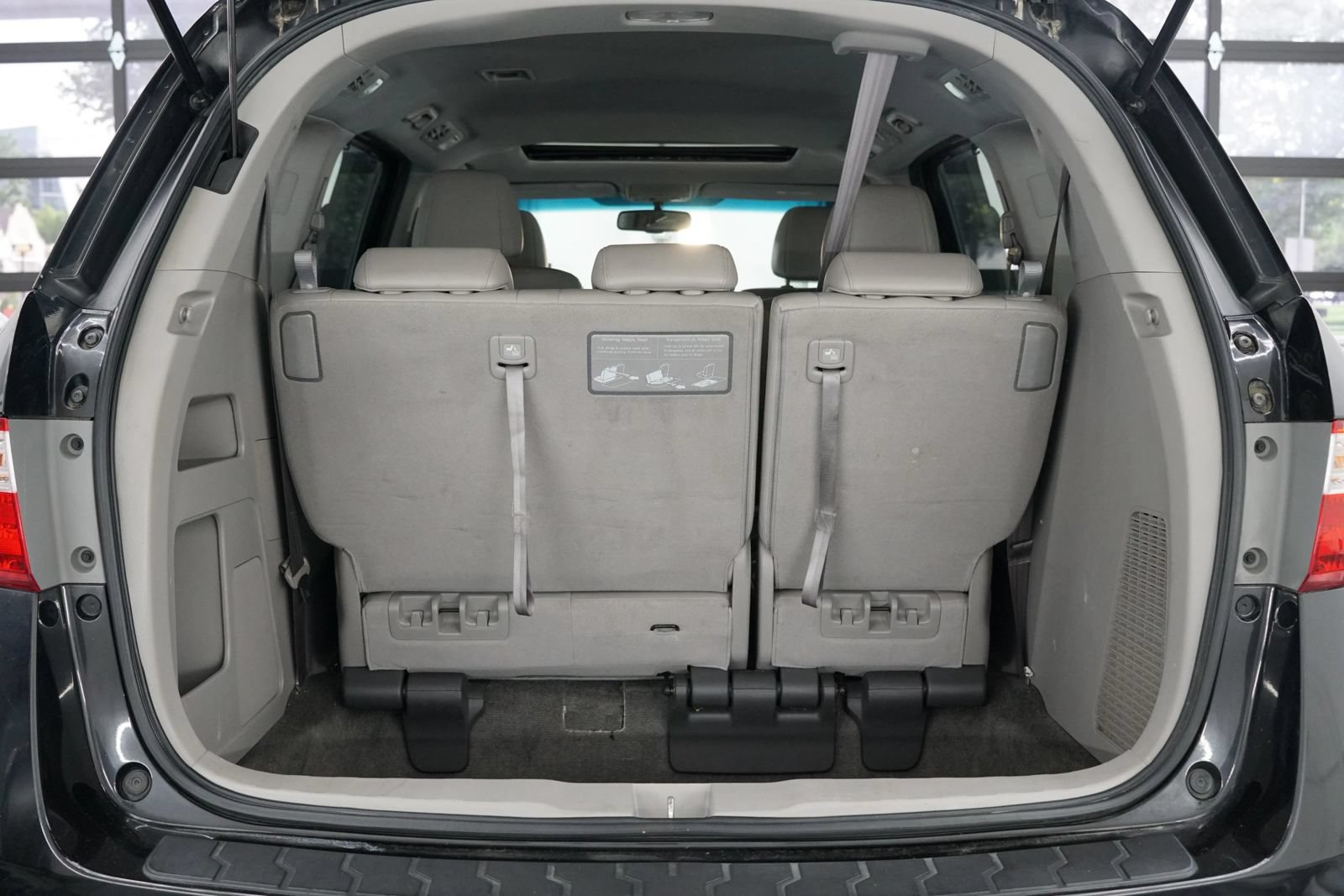 Used 2011 Honda Odyssey EX-L image 10