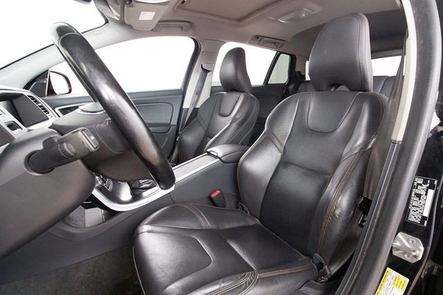 Used 2015 Volvo V60 T5 Cross Country Platinum w/ Climate Package image 20