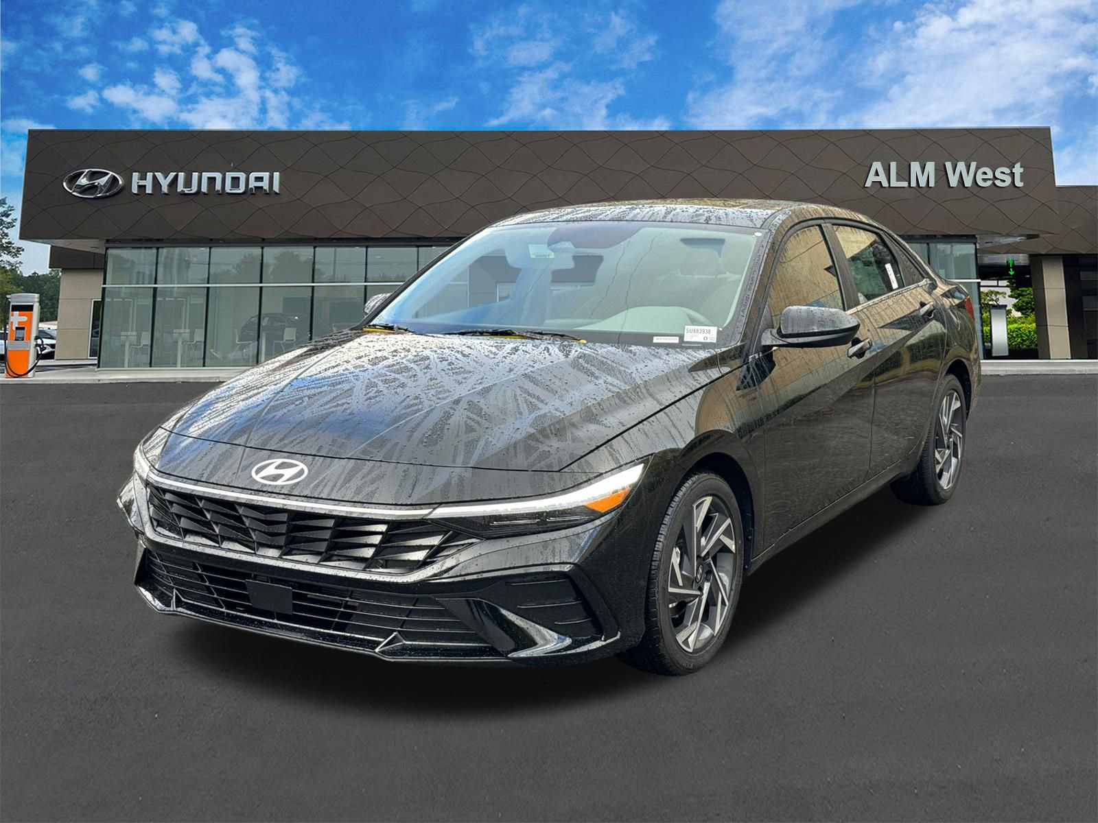 Used 2025 Hyundai Elantra SEL FWD image 1